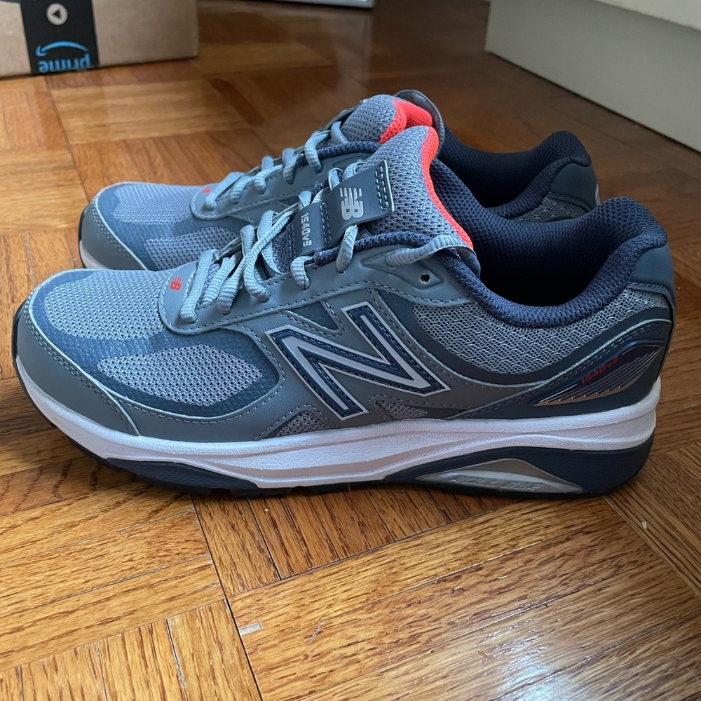 Women’s New Balance 1540v3 Sneakers